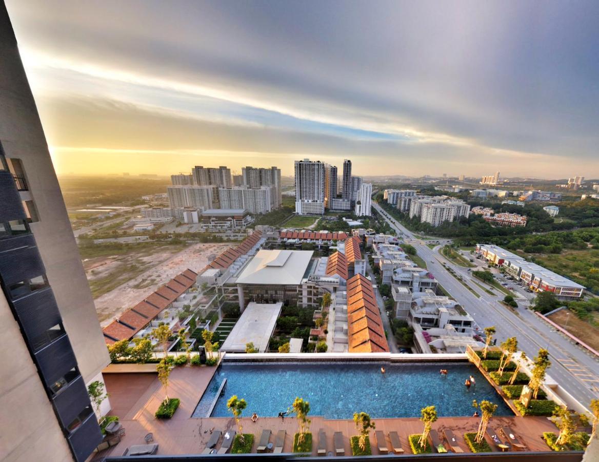 Tamarind Suites By Beestay Management ไซเบอร์จายา ภายนอก รูปภาพ